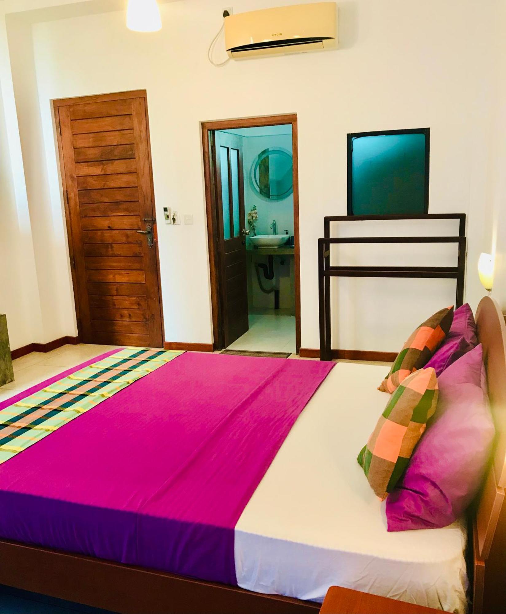 Aqua Marine Beach Hotel Калкудах Екстер'єр фото